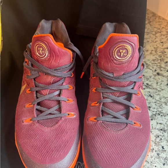 KOBE 9 DEEP GARNET - Picture 6 of 10